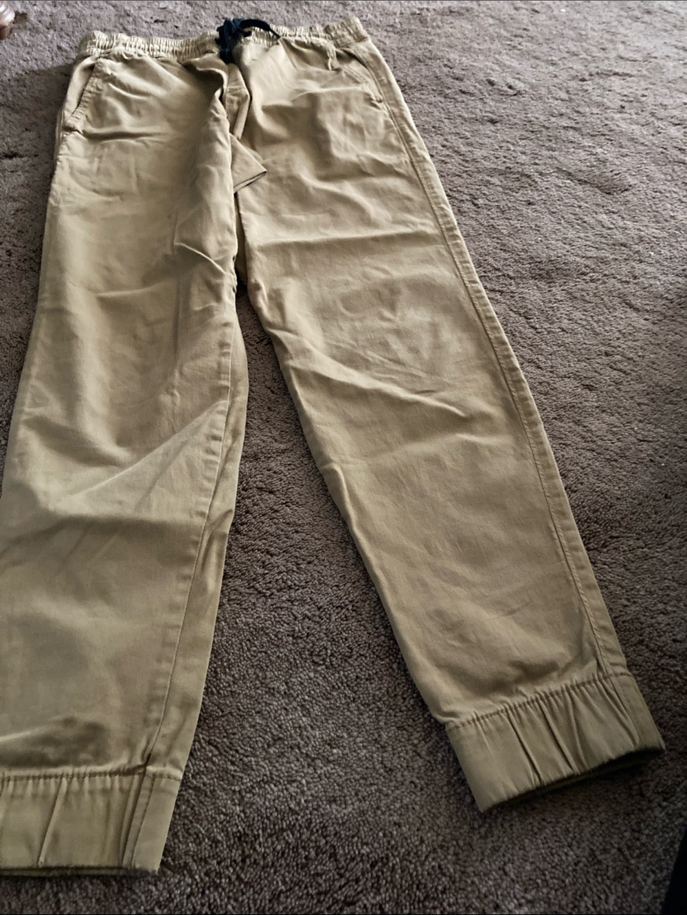 Hollister Men's Tan Drawstring Chino Joggers size small new tags removed
